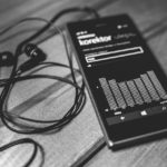 jak ściągnąć muzykę na telefon