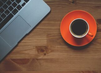 Jak ładnie udekorować stół wielkanocny? Jak ładnie udekorować stół wielkanocny?