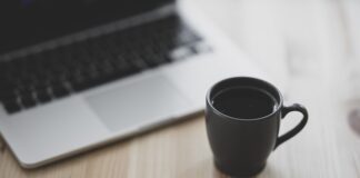 Jak pracować podkaszarka?