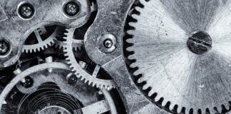 Ile pali silnik Briggs&Stratton?