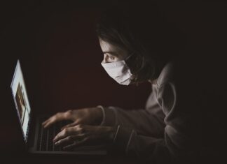 W jakiej odległości od bloku może stać śmietnik?