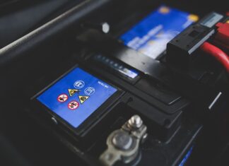 Ile wytrzymuje bateria w kosiarce? Ile wytrzymuje bateria w kosiarce?